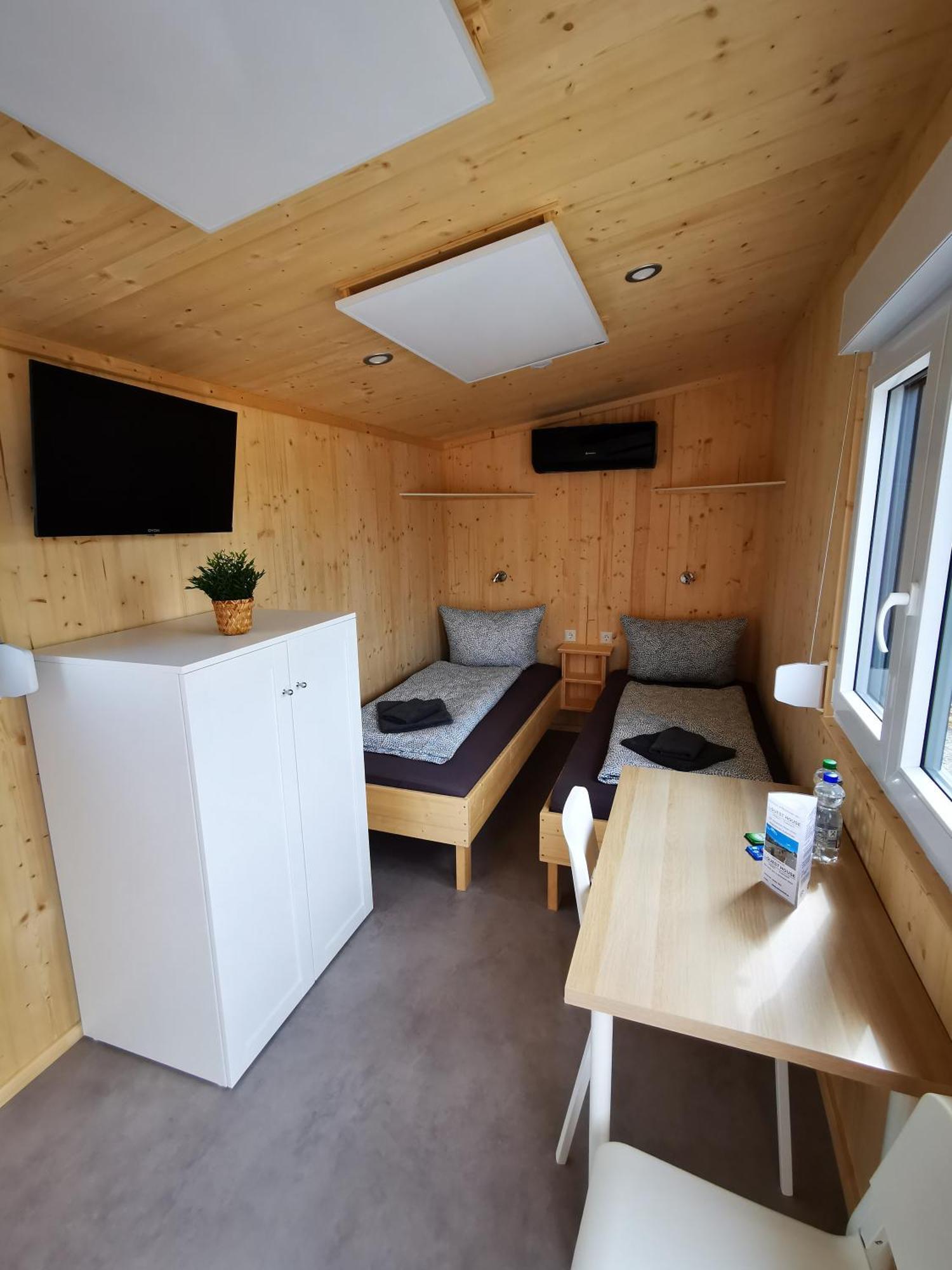 Tiny Guesthouse Herdt Euerbach エクステリア 写真
